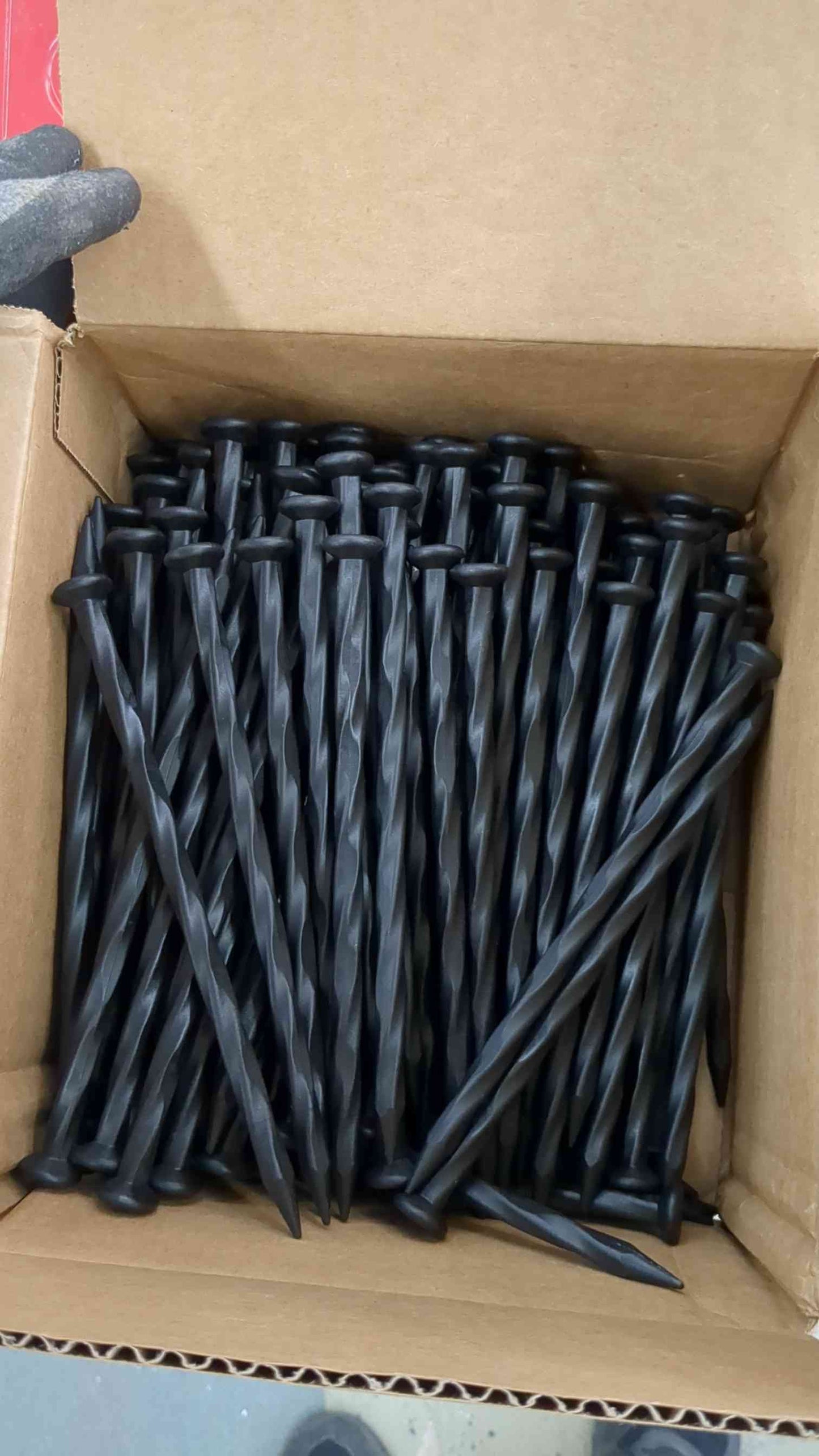8 in. Black Nylon Spiral Anchoring Spike Pack (144-Count)