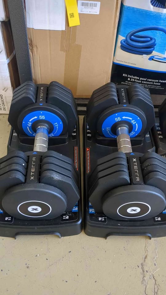 Xterra 55 Lb Adjustable Dumbbells (2) with Stand