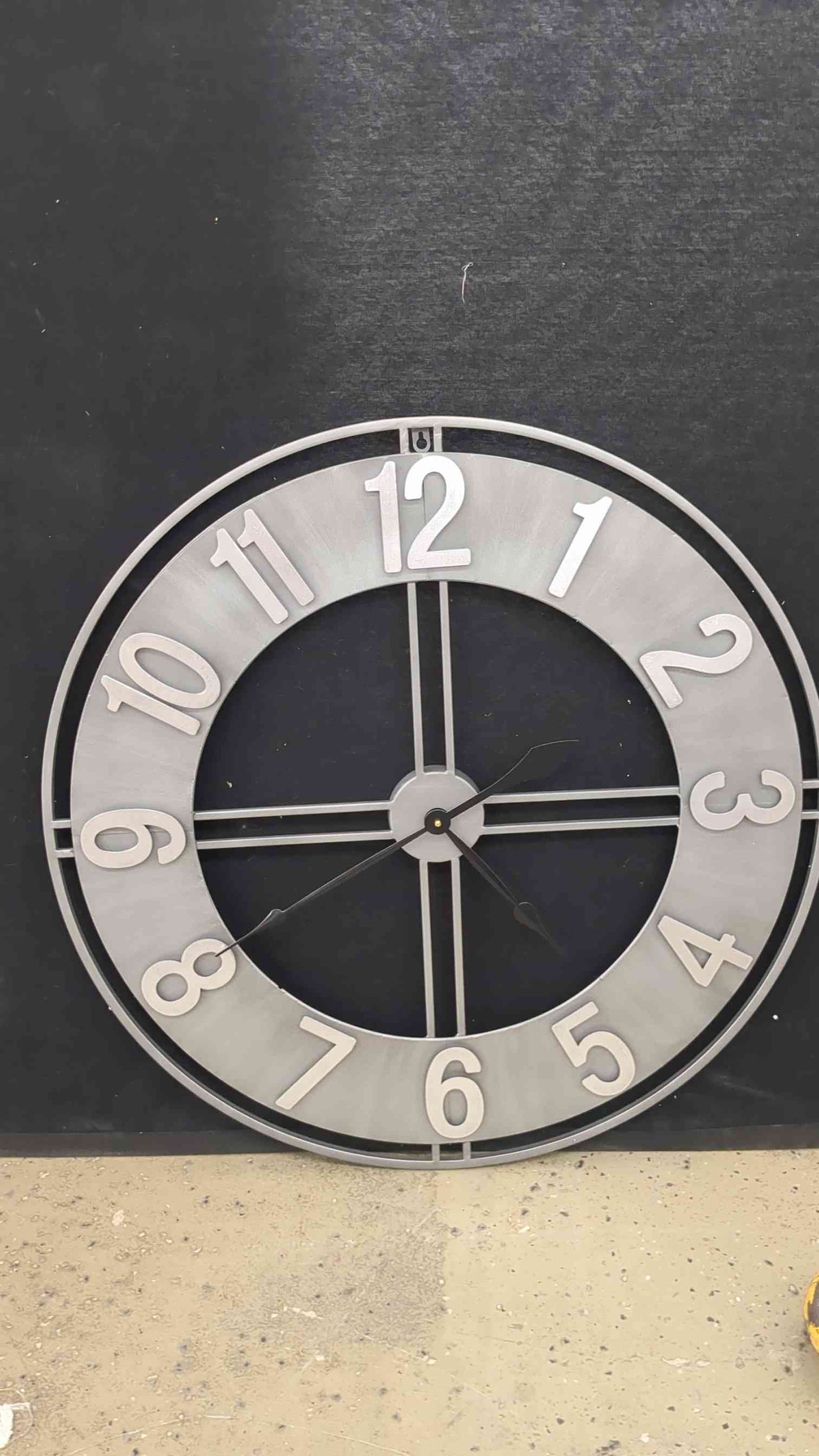 30" Large Wall Clock Decorative Solid Metal Retro Décor for Home Farmhouse Living Room